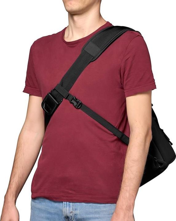 Actual product image Manfrotto Advanced Messenger M III (Camera shoulder bag, 16 l)