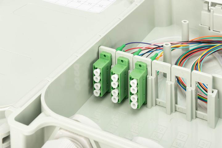 Image du produit Digitus Boîtier de distribution FTTH, monomode, LC-APC Raccords pré-connectés, pigtails