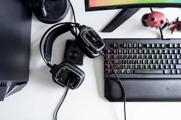 Produktbild Razer Tiamat 7.1 V2 (Kabelgebunden)
