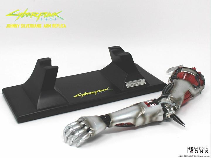 Produktbild Neamedia Cyberpunk 2077: Johnny Silverhand Arm Replica