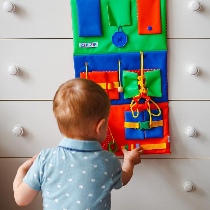Actual product image Busy board (German, French, Italian, English)