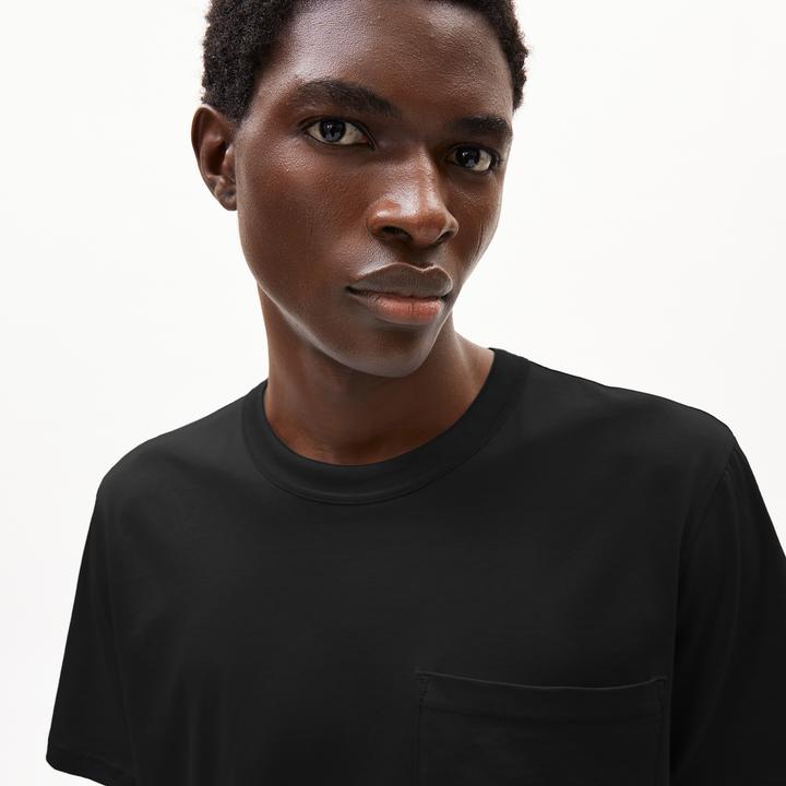Actual product image Armedangels Maarkos Pocket (M)
