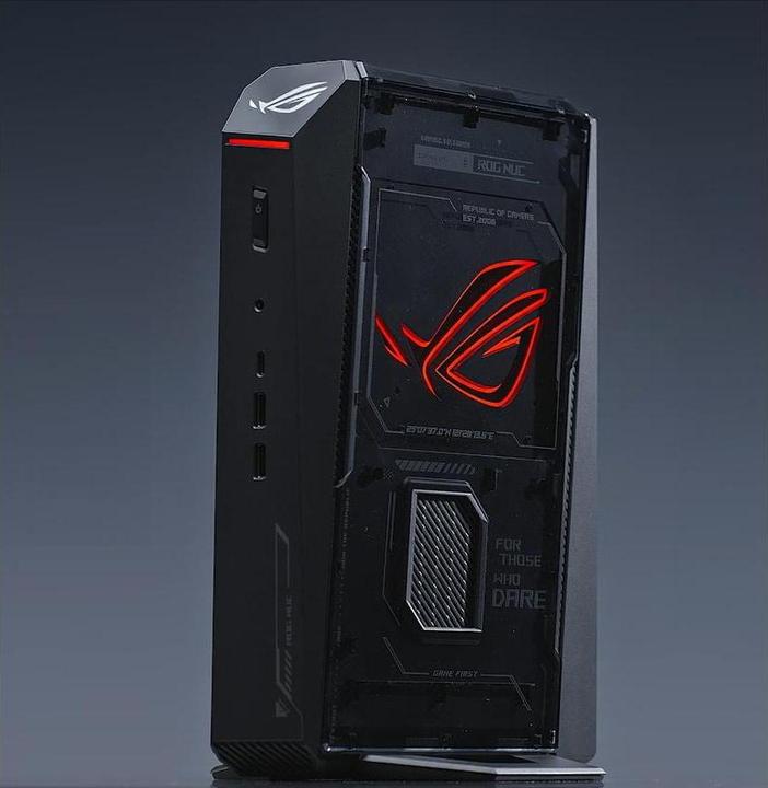 Actual product image ASUS Mini PC ROG NUC NUC15JNK9X28AA2, Prozessorfamilie: Intel (32 GB, 2000 GB, GeForce RTX 5080)