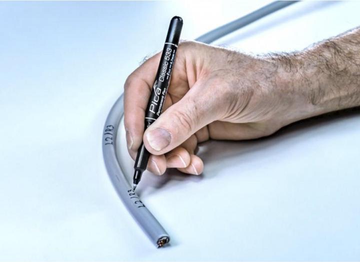 Produktbild Pica Permanentmarker CLASSIC schwarz Strichbreite 0,7 mm Rundspitze (Schwarz, 0.70 mm, 1 x)