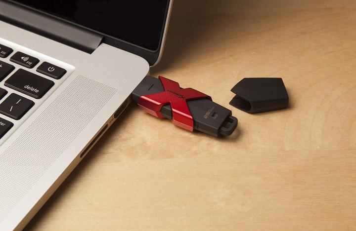 Produktbild HyperX Savage (128 GB, USB 3.1)
