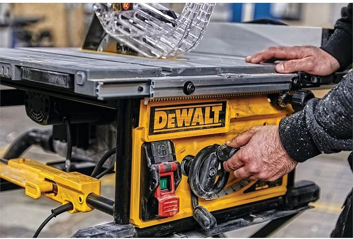 Actual product image DeWalt DWE7492QS
