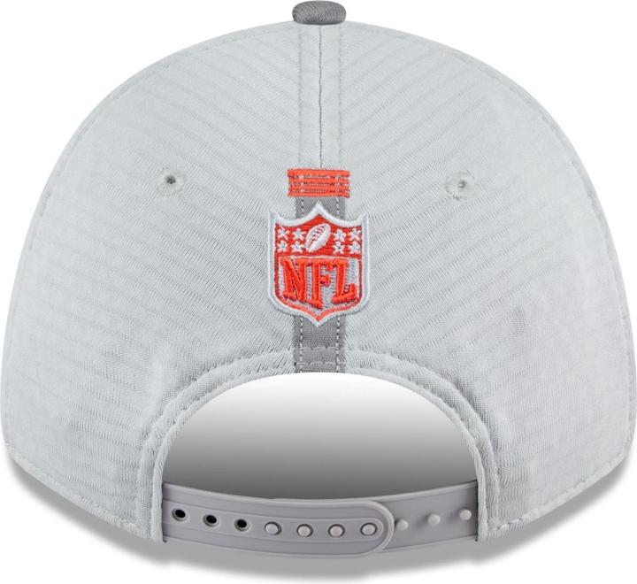 Actual product image New Era 9Forty Stretch Cap Training 2024 Chicago Bears