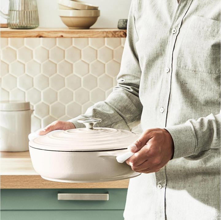 Actual product image Tefal LOV roaster (28 cm, Casserole + Stewpot, Pot, Cast iron)