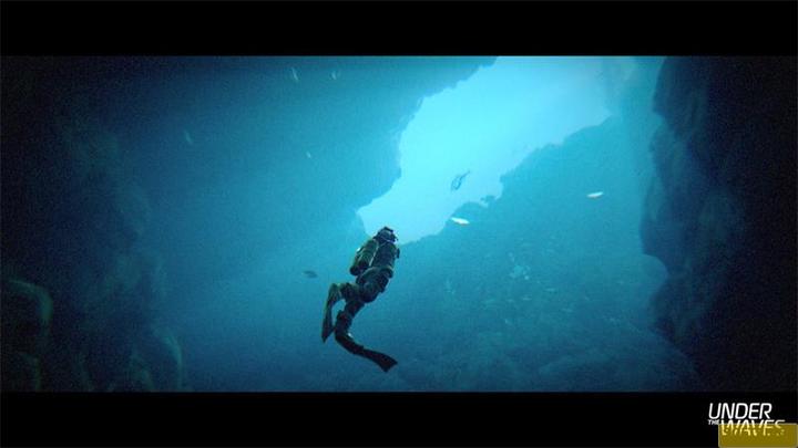 Actual product image Quantic Dreams Under The Waves Deluxe Edition (PS4, DE)