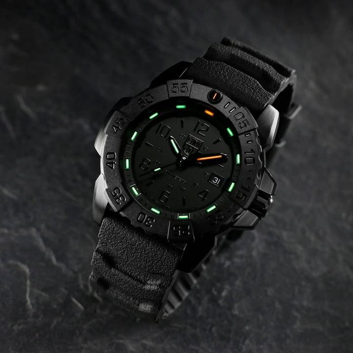 Produktbild Luminox Navy Seal 3250 Series (Taucheruhr, 45 mm)