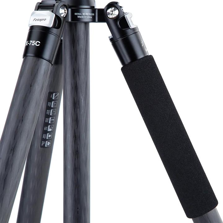 Actual product image Fotopro X 75C + 72Q Carbon (Plastic)