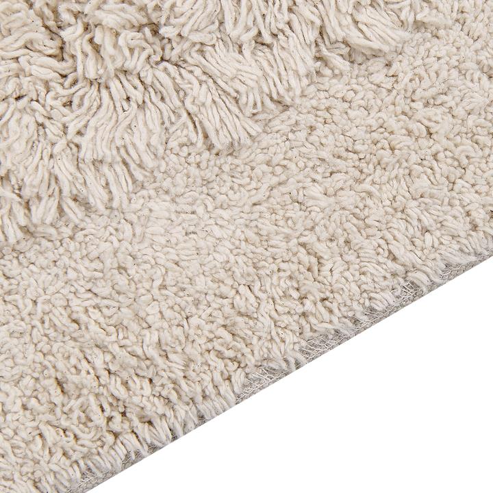Actual product image Beliani Carpet cotton light beige 140 x 200 cm fringes Shaggy BITLIS (140 x 200 cm)