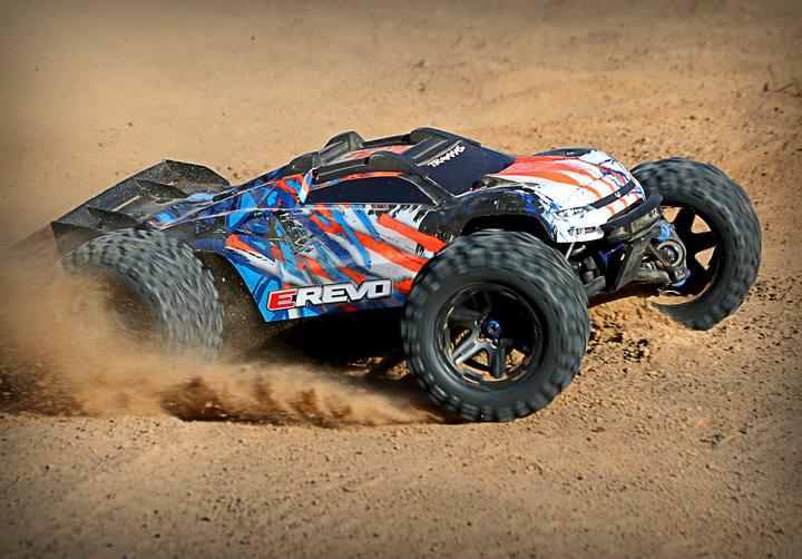 Image du produit Traxxas E-REVO 2.0 VXL TQi 4WD ARTR (Presque prêt à être conduite)