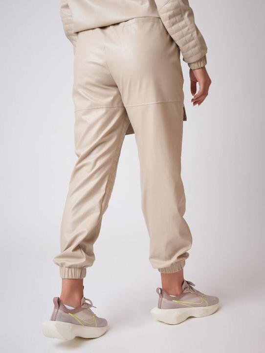 Produktbild Project X Paris Quadratische gesteppte Kunstlederhose für Damen (L)