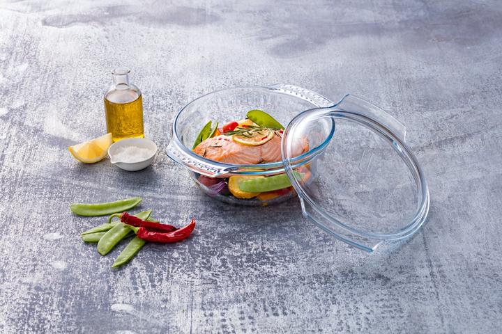 Actual product image Pyrex Classic