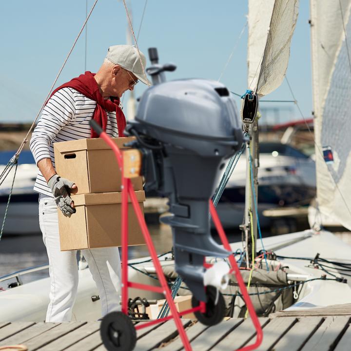 Actual product image Relaxdays Outboard motor stand