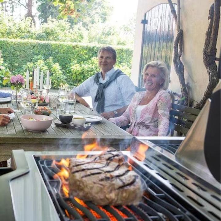 Immagine prodotto Napoleon Grill Legend 485 in acciaio inox (17.20 kW)