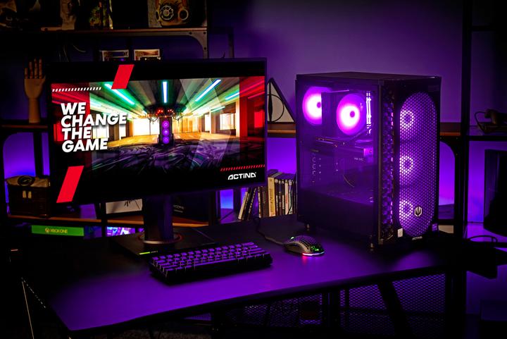 Image du produit Actina 5901443339281 PC Midi Tower AMD Ryzen™ 5 5600 DDR4-SDRAM SSD AMD Radeon RX 7700 XT Noir (AMD Ryzen 5 5600, 32 Go, 1000 Go, Radeon RX 7700 XT)