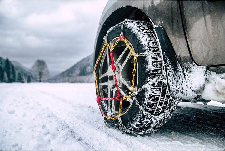 Actual product image Lescars Snow chains