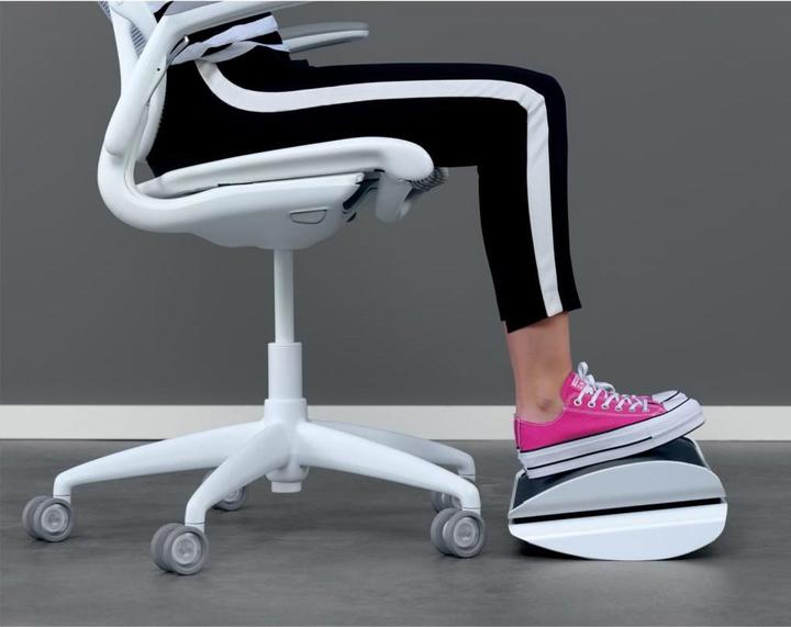 Actual product image Leitz WOW ergonomically adjustable footrest (51 x 13.5 x 30 cm)