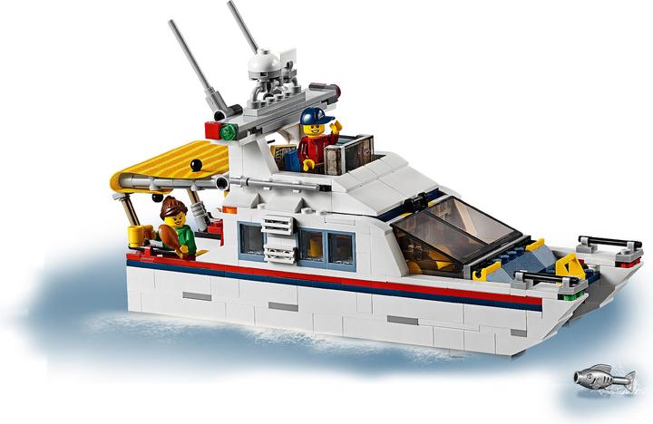 Actual product image LEGO Holidays (31052, LEGO Creator Expert)