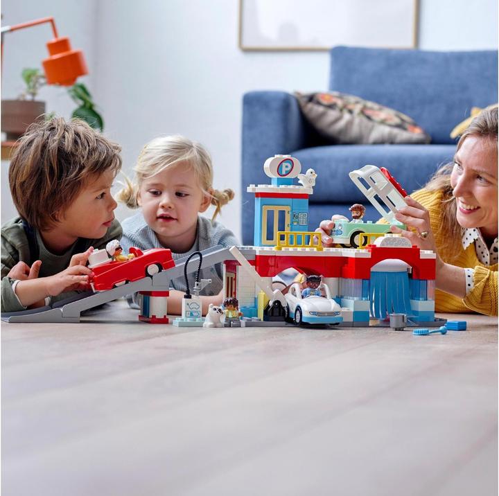 Produktbild LEGO Parkhaus mit Autowaschanlage (10948)
