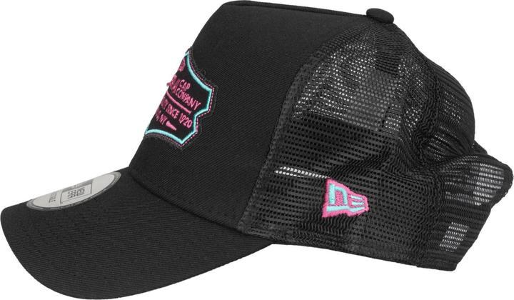 Actual product image New Era Adjustable Trucker Cap - RETRO PATCH noir / teal (One size)