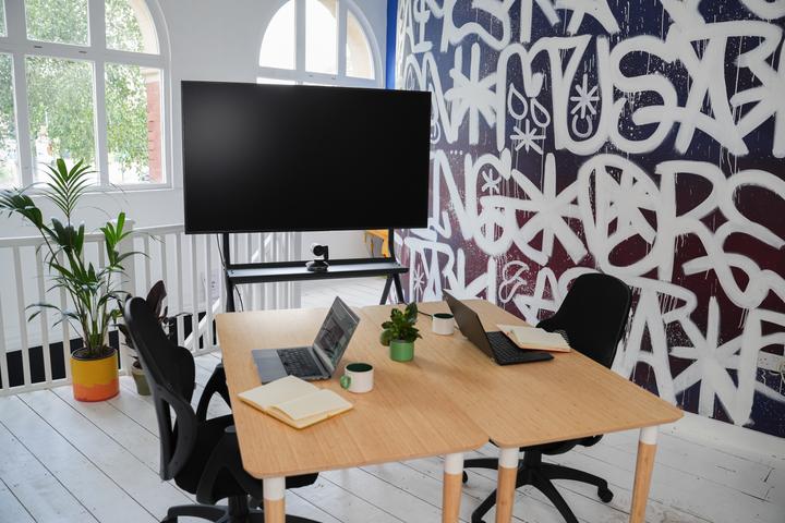Produktbild Vision Display Staffelei Trolley - LEBEN
