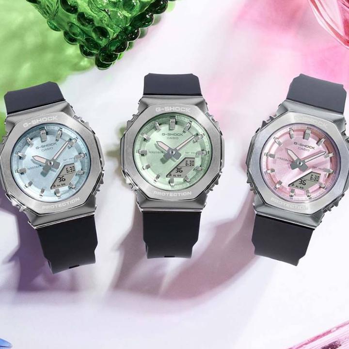 Actual product image G-Shock GM-S2110-3AER (Diving watch, Digital watch, Analogue wristwatch, 40.50 mm)