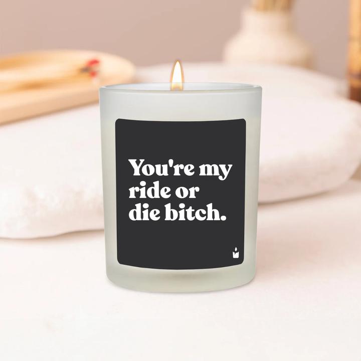 Immagine prodotto Chatty Candles Candela profumata Flowery Sei la mia puttana da viaggio o da morte.