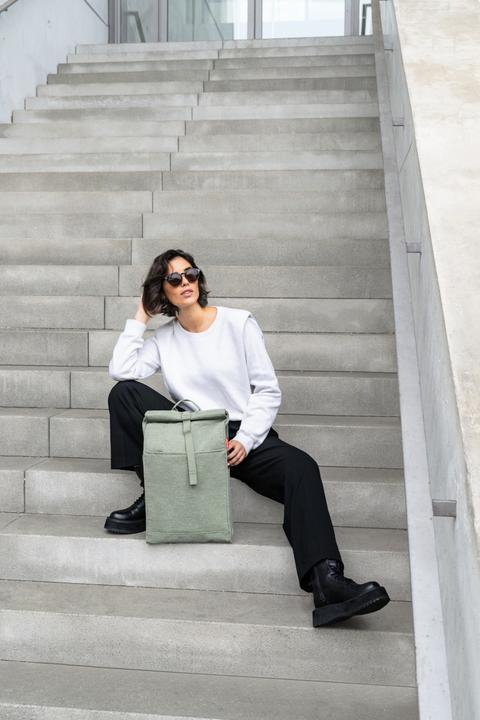 Actual product image reisenthel Rucksack urban rolltop Kunststoff grün 16,0 l (16 l)