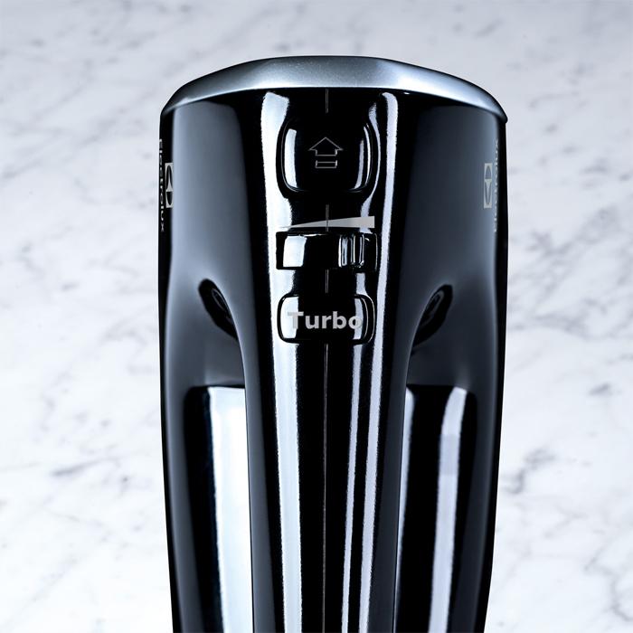 Actual product image Electrolux EHM3310 Hand Mixer Black (450 W)