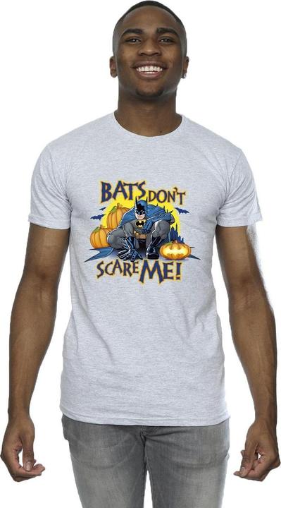 Actual product image Mens Batman Bats Don't Scare Me T-Shirt (M)