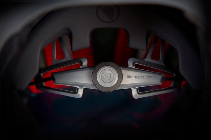 Actual product image Endura D2Z Aeroswitch helmet (58 - 63 cm)