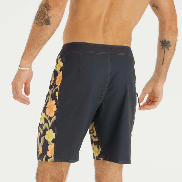 Actual product image Olaian Boardshorts Surfen Herren lang 500 Arch Spring 19" schwarz (XL)