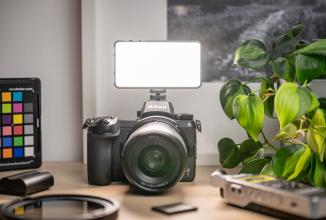 Immagine prodotto Newell RGB-W Rangha Mini LED Lamp for Studio, Home, Outdoor Photos, Travel