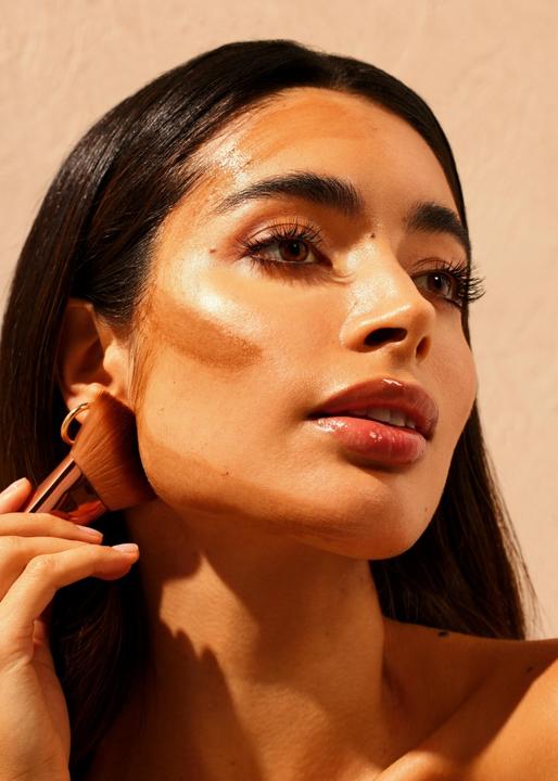Image du produit St. Tropez - Sunlit Skin Tint + Tan Serum (Sérum autobronzant, 30 ml)