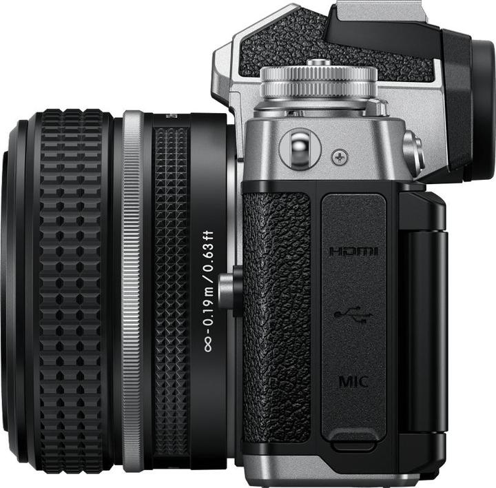 Produktbild Nikon Z fc Kit (28 mm, 20.90 Mpx, DX)