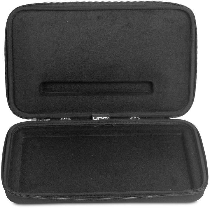 Produktbild UDG U8477bl Creator Akai Fire Hardcase Black