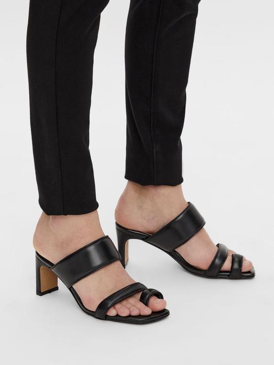 Produktbild Bianco BIAFABLE Sandalen mit breiten Riemen (38)
