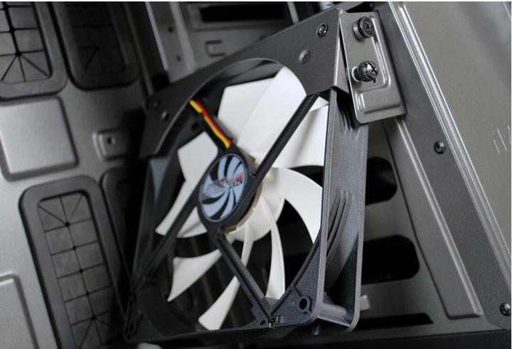 Image du produit NZXT Phantom 820 USB 3.0 - gunmetal (ATX, mATX, E-ATX, XL-ATX)