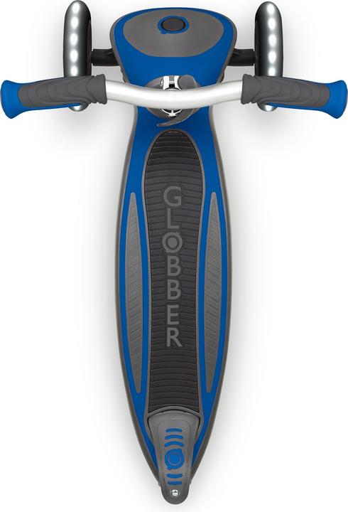 Actual product image Globber Master lights kids tricycle scooter