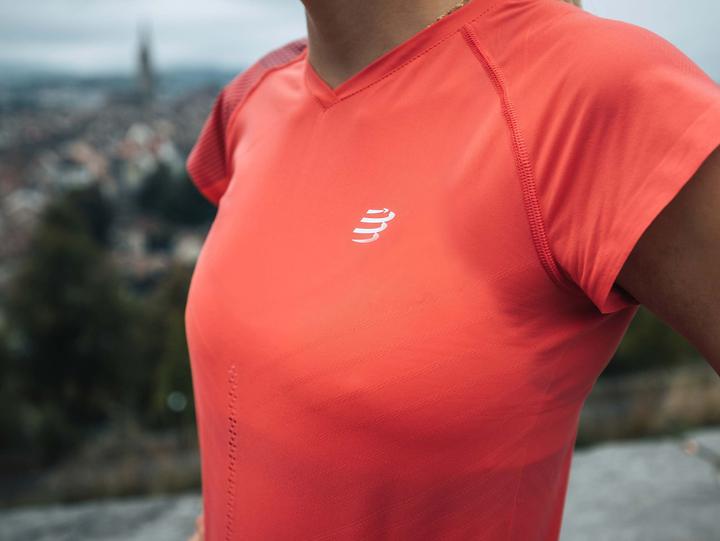 Actual product image Compressport Performance ladies T-shirt (M)