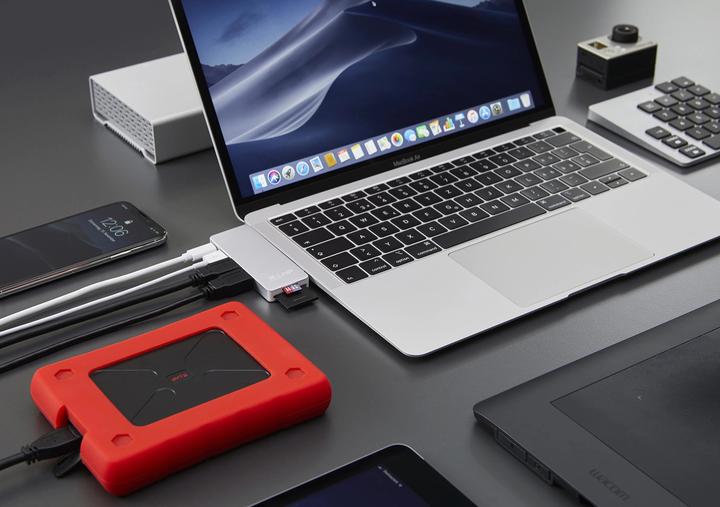 Immagine prodotto LMP Hub di base 6 porte argento (USB-C, 6 Porti)