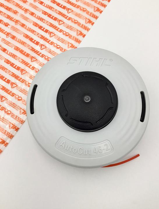 Immagine prodotto Stihl Autocut 46-2 (Pioniere delle erbacce, Lenza per tagliabordi + rocchetto di lenza)