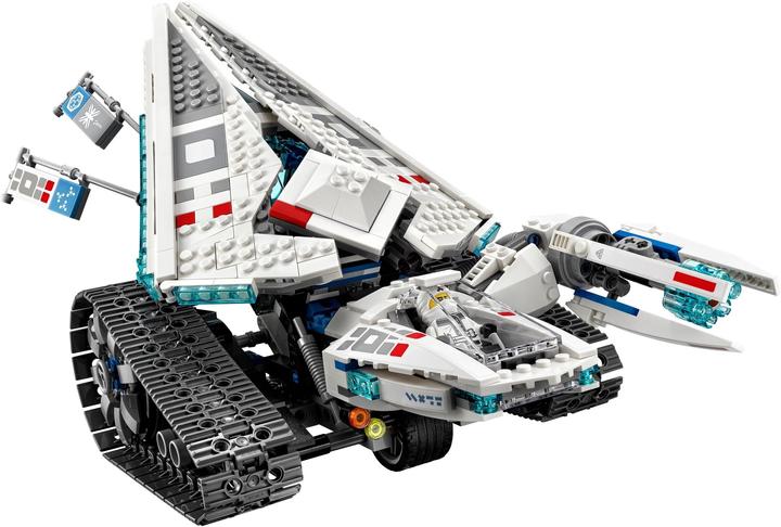 Actual product image LEGO Ninjago Zane's Ice Caterpillar (70616, LEGO Ninjago)