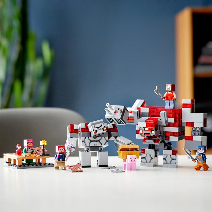 Actual product image LEGO The Redstone Showdown (21163, LEGO Minecraft)