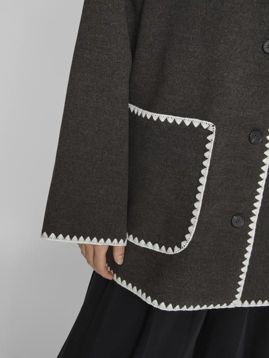 Actual product image Vila Jacket rich in detail (40)
