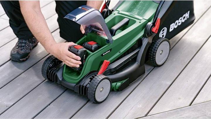 Produktbild Bosch Home & Garden UniversalRotak 2x18V-37-550 (Akkubetrieb)