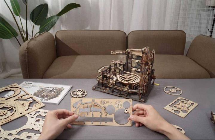 Actual product image Rokr Marble run Night City